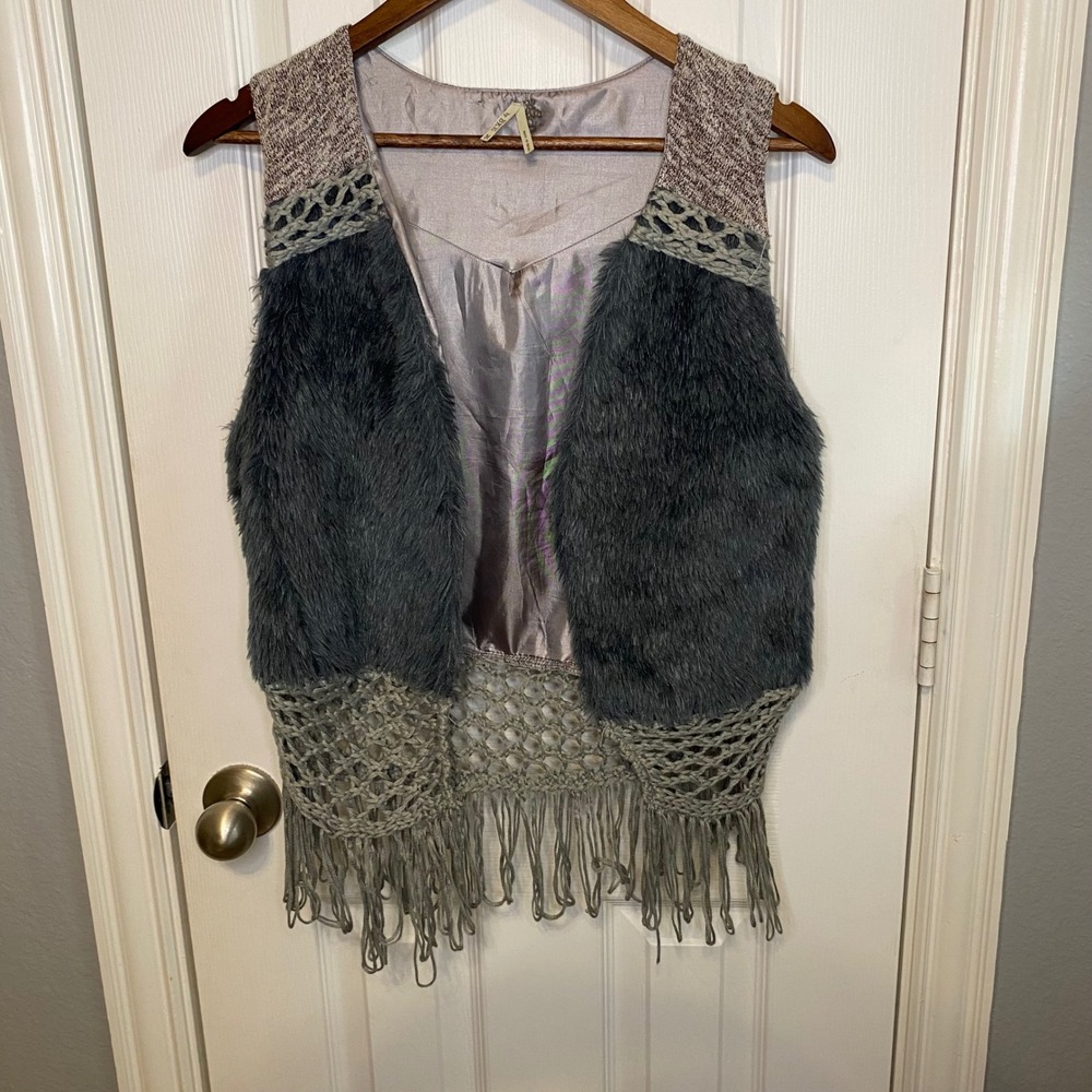 BKE Gray Faux Fur & Crochet Fringe Women's Vest